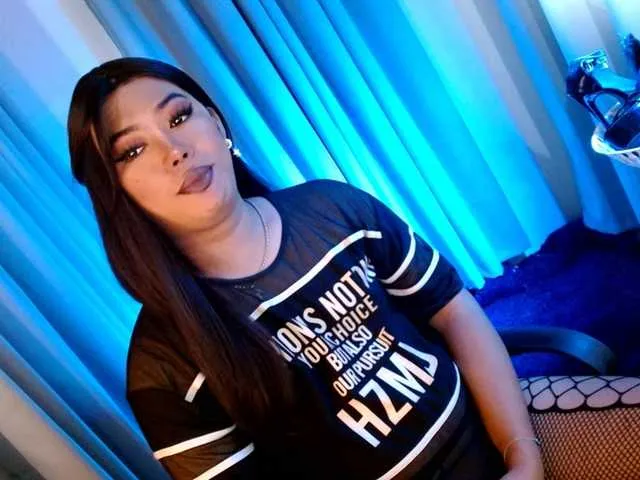 Live sex webcam photo for bigfattycocksonya #290900759