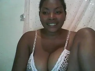 Live sex webcam photo for biglove10 #161323626
