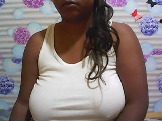 Live sex webcam photo for biglove10 #222495302