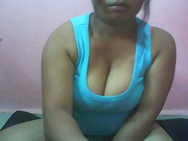 Live sex webcam photo for biglove10 #273052153