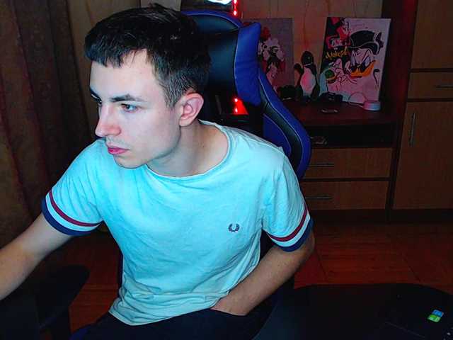 Live sex webcam photo for bigmark033 #277806860