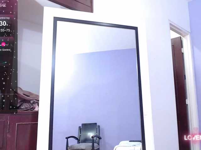 Live sex webcam photo for bignaughtymomy #276631460