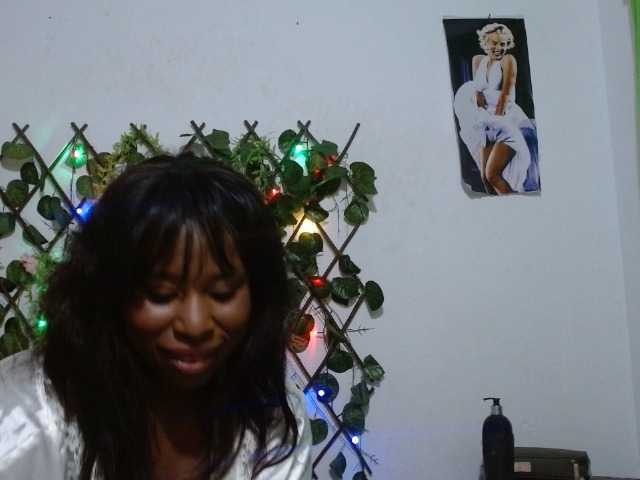 Live sex webcam photo for bigtits-ebony #276973829