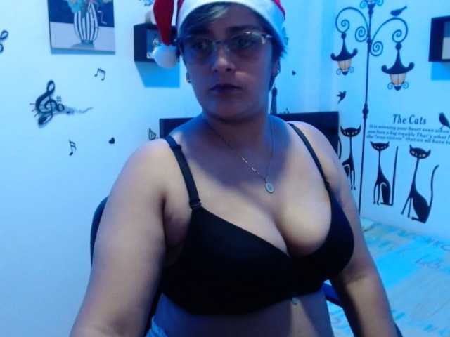 Live sex webcam photo for bigvictoria #271780957