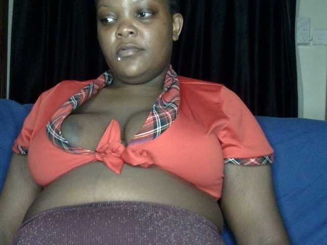 Live sex webcam photo for bigzonroe24 #290709603