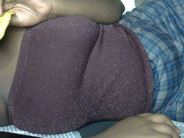 Live sex webcam photo for bigzonroe24 #290718259