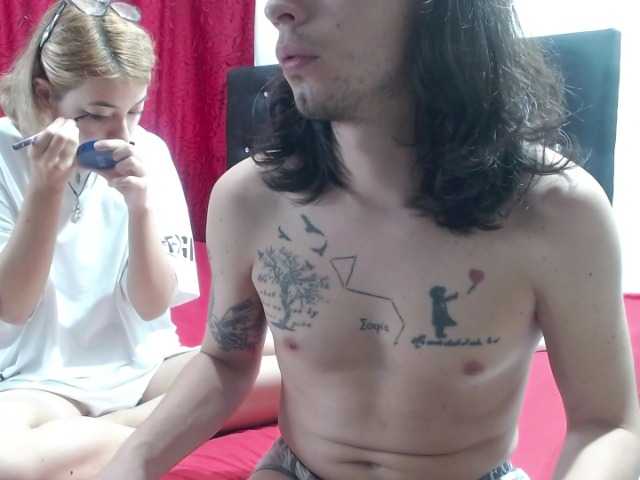 Live sex webcam photo for bisexcouple3x #272010779