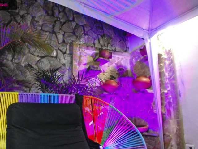 Live sex webcam photo for blaackmoon #272443840