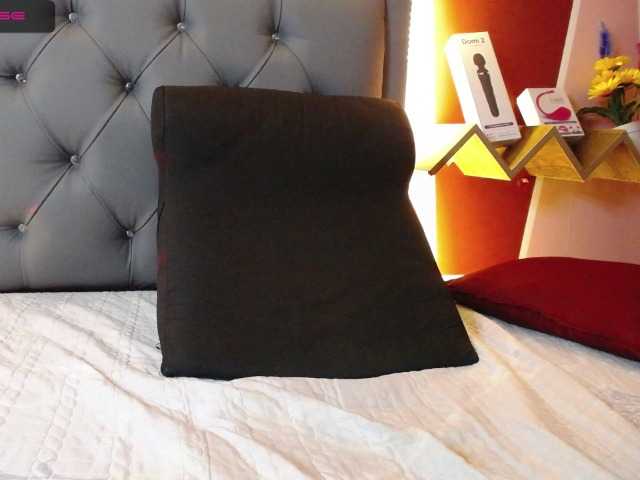 Live sex webcam photo for blaackmoon #272549848