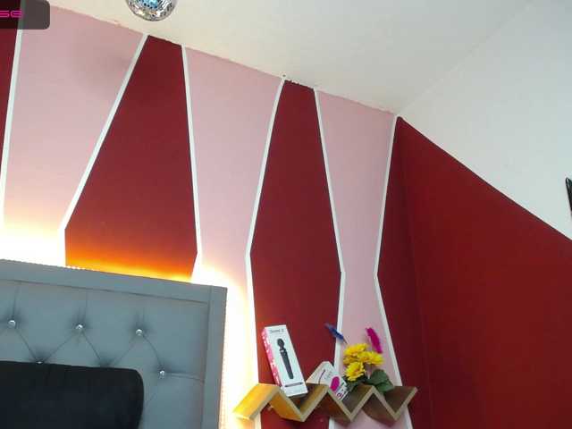 Live sex webcam photo for blaackmoon #272936418