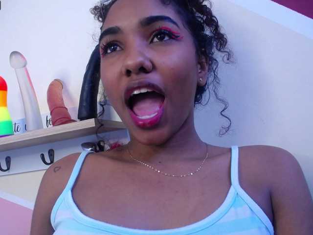 Live sex webcam photo for blaackmoon #274002615