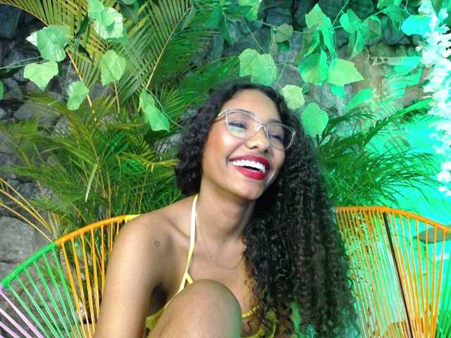 Live sex webcam photo for blaackmoon #274491474