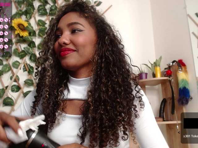 Live sex webcam photo for blaackmoon #276063146