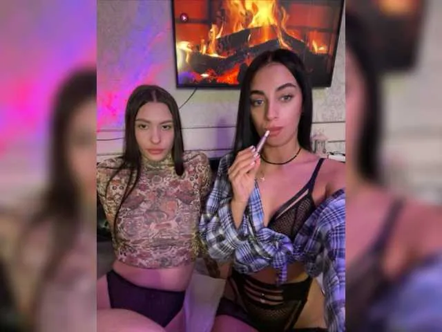 Live sex webcam photo for black-Lexi1 #276444197