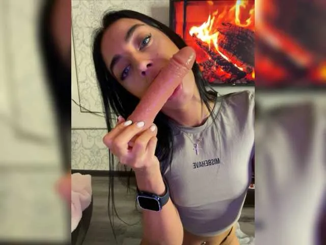 Live sex webcam photo for black-Lexi1 #276525034