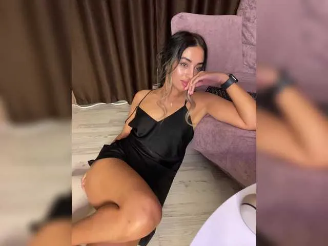 Live sex webcam photo for black-Lexi1 #290167299