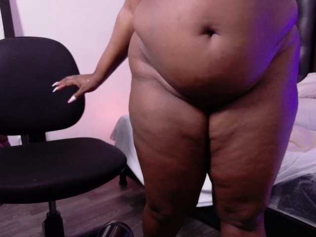 Live sex webcam photo for black-pussydoll #290676435