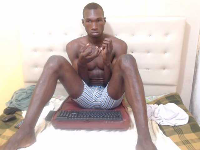 Live sex webcam photo for black23cmdick #274507133