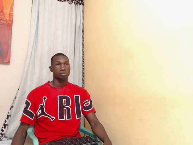 Live sex webcam photo for black23cmdick #275804199