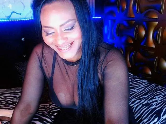 Live sex webcam photo for blackambar #292474014