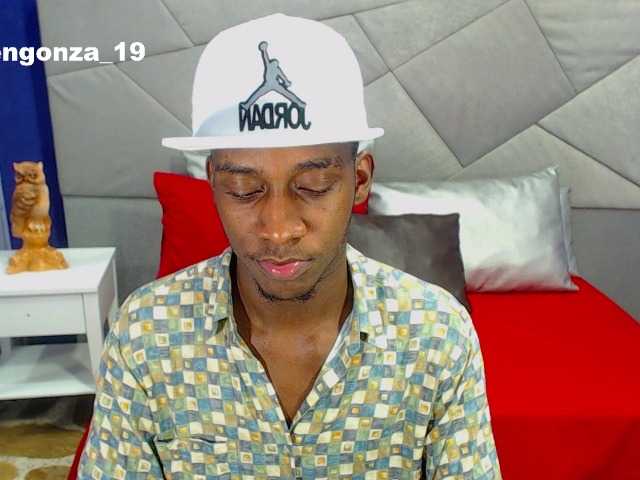 Live sex webcam photo for blackbigcock77 #275486015