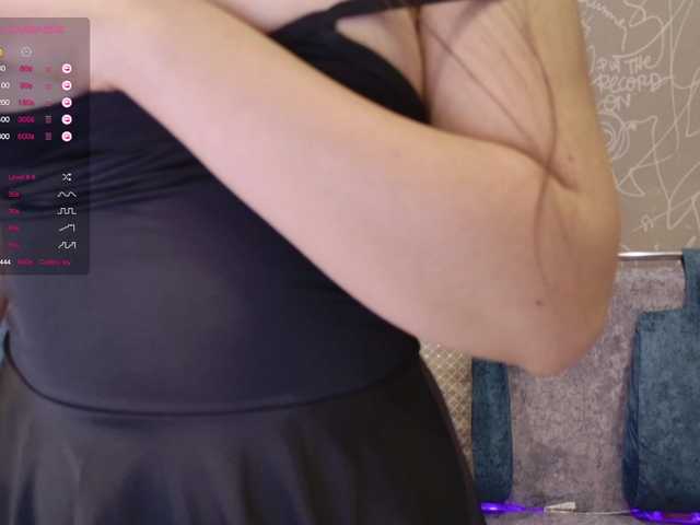 Live sex webcam photo for blackcat142 #290925688