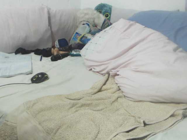 Live sex webcam photo for blackpearl51 #272746094