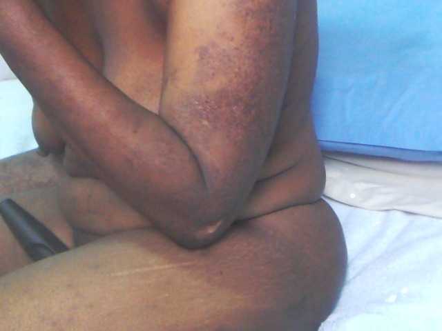 Live sex webcam photo for blackpearl51 #272764358