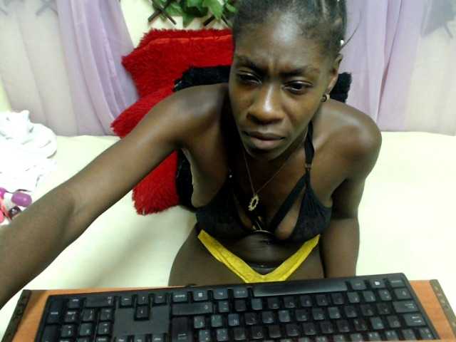 Live sex webcam photo for blackxxhorny #272858945