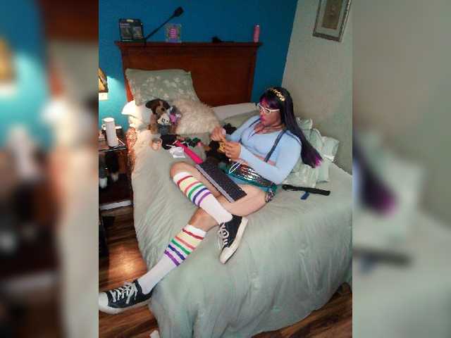 Live sex webcam photo for blakelytgirl #276276371