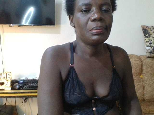 Live sex webcam photo for blaqqueen1 #294226069