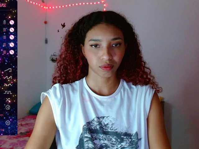 Live sex webcam photo for blessedperverse #277387410