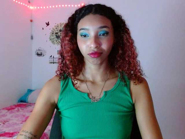 Live sex webcam photo for blessedperverse #277461824