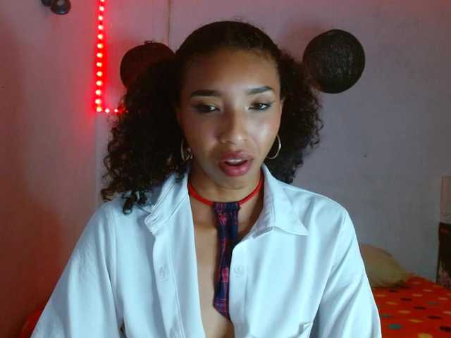 Live sex webcam photo for blessedperverse #277779638