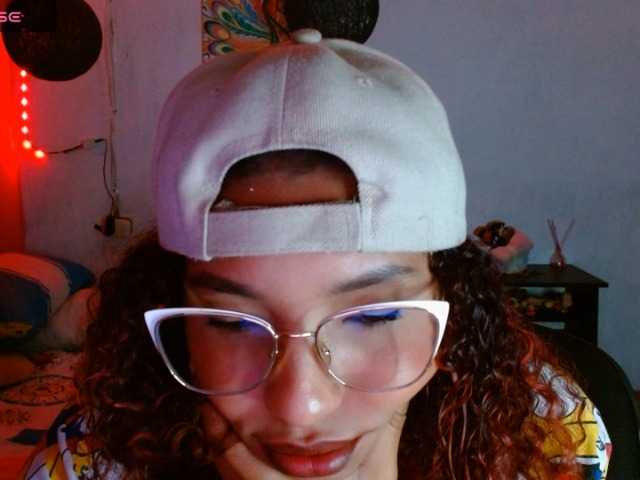 Live sex webcam photo for blessedperverse #278186008