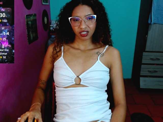 Live sex webcam photo for blessedperverse #290952731