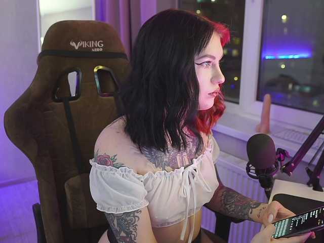 Live sex webcam photo for bljouu #271886459