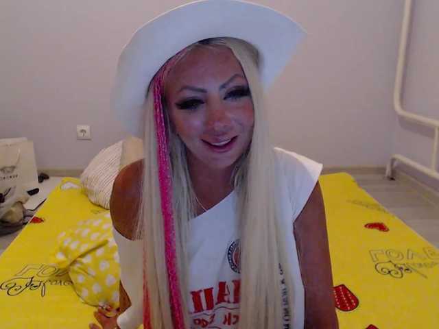 Live sex webcam photo for blondalina #274285960