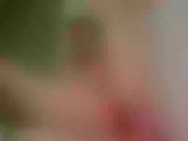 Live sex webcam photo for blondebab3 #272409223