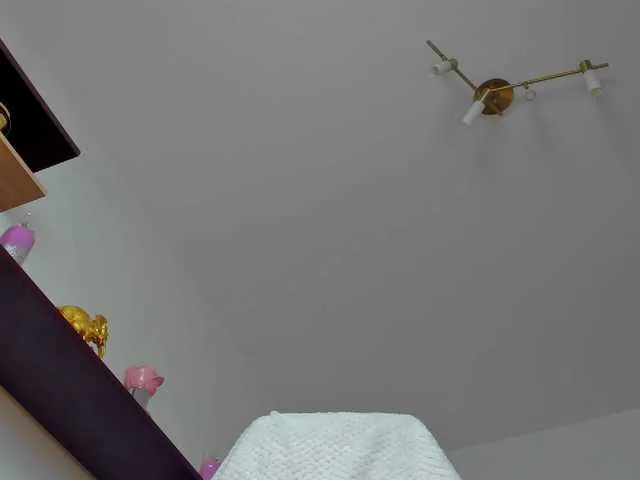 Live sex webcam photo for blondebab3 #272449235