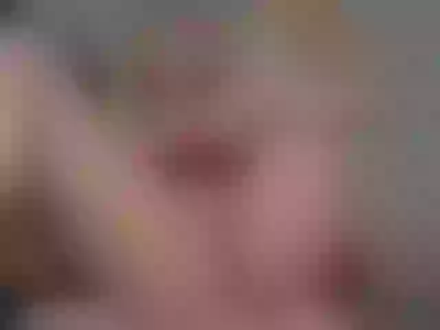 Live sex webcam photo for blondebab3 #272525619