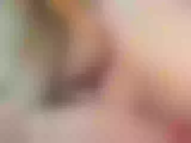 Live sex webcam photo for blondebab3 #272653944
