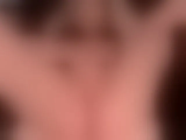 Live sex webcam photo for blondebab3 #293594882