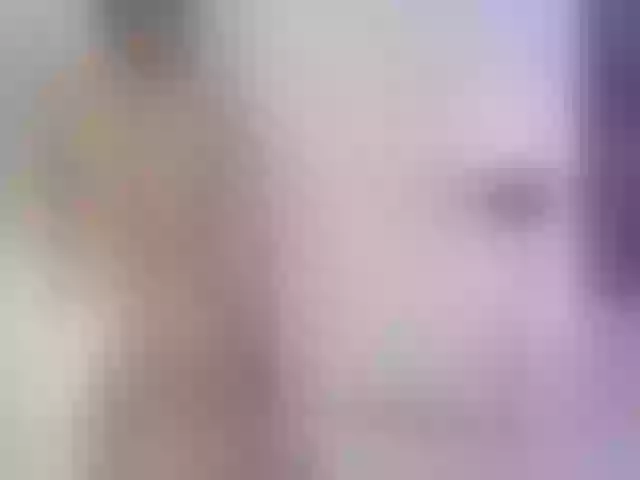 Live sex webcam photo for blondecat15 #290682349