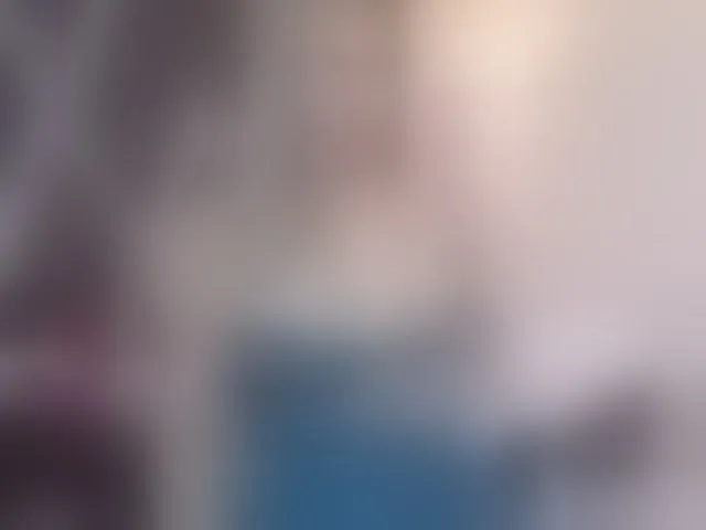 Live sex webcam photo for blondecat15 #292568652