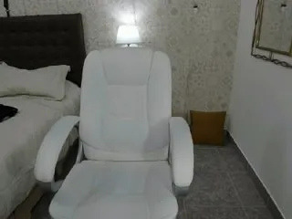 Live sex webcam photo for blondie-xxx #228843862