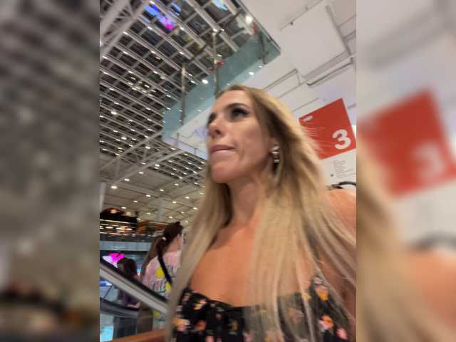 Live sex webcam photo for blondinochkaa #274484028