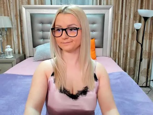 Live sex webcam photo for blondp3earl #273105265