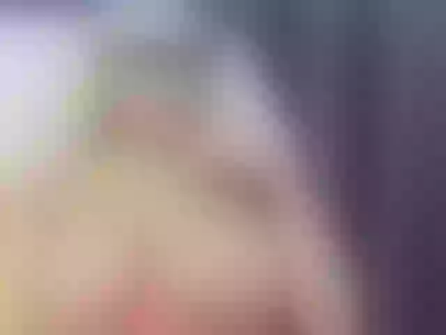 Live sex webcam photo for blondyhotxxx #274090407