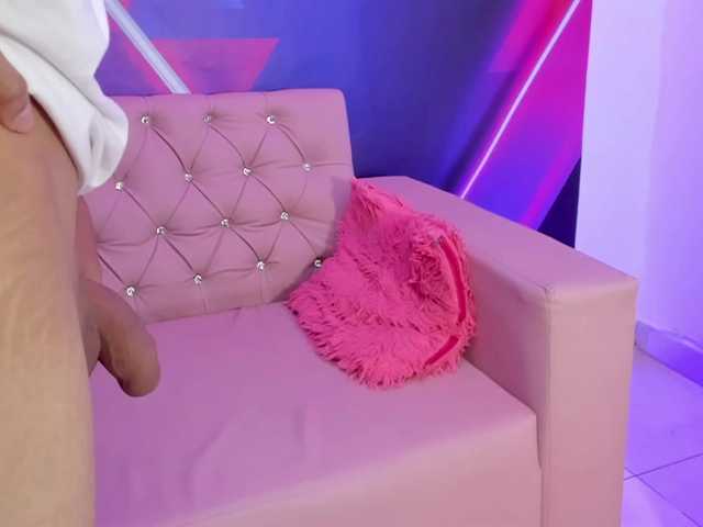 Live sex webcam photo for blow2job-lat #287994429